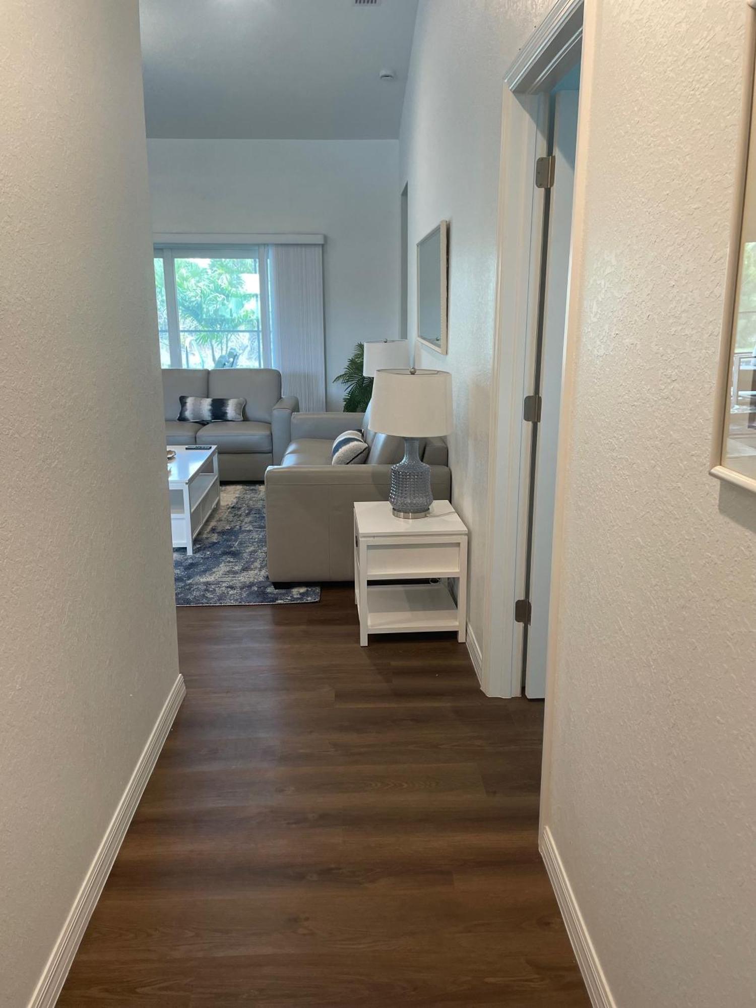 Fun In The Sun! Brand New Home! Holiday home Port Charlotte